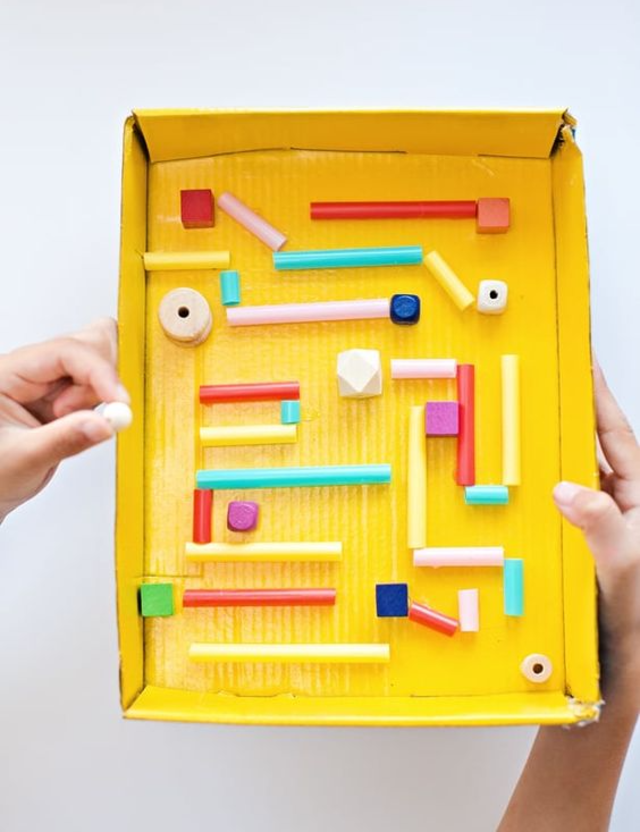 Jogos Recreativos  Brinquedos com materiais recicláveis