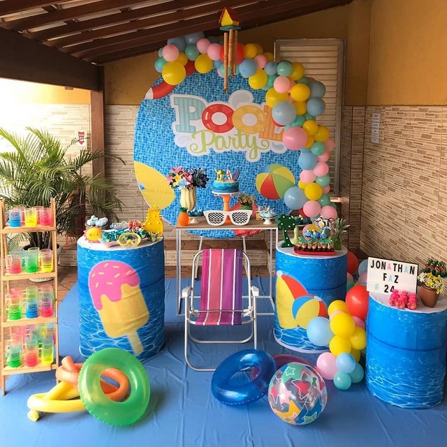 Chinelo De Aniversário Infantil Pool Party Menino e Menina - FOREVER BRINDES,  pool party infantil