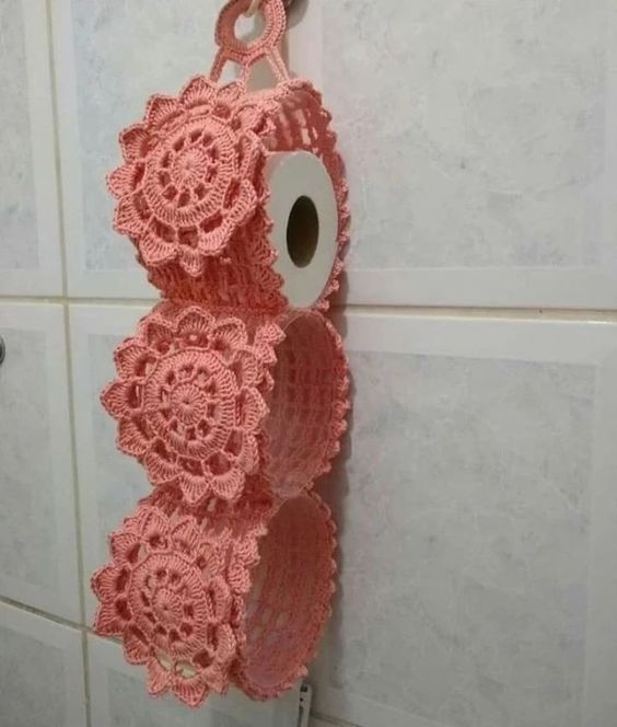 Porta papel higiênico de crochê 3 rolos 